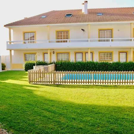 Carlos House - Beach, Sunny Balcony, Shared Pool Dom wakacyjny Baleal