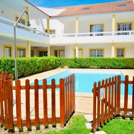 Carlos House - Beach, Sunny Balcony, Shared Pool Dom wakacyjny *