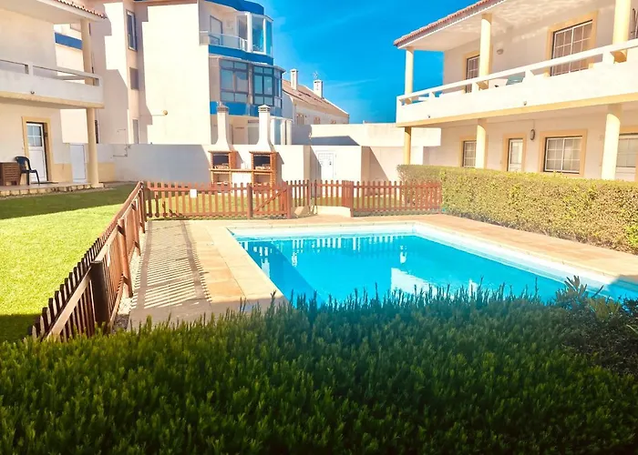 Casa de Férias Carlos House - Beach, Sunny Balcony, Shared Pool *