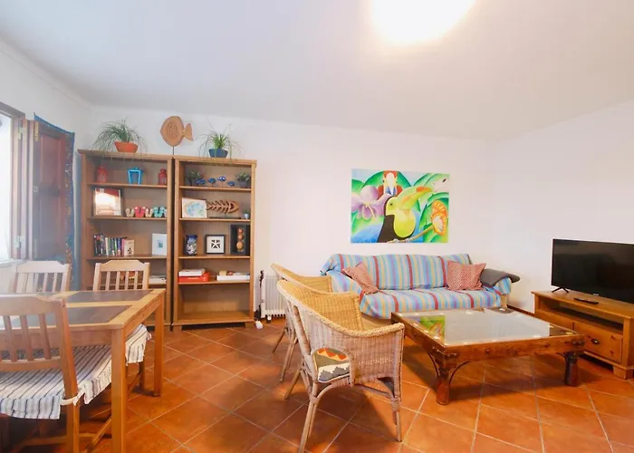 Carlos House - Beach, Sunny Balcony, Shared Pool * Baleal